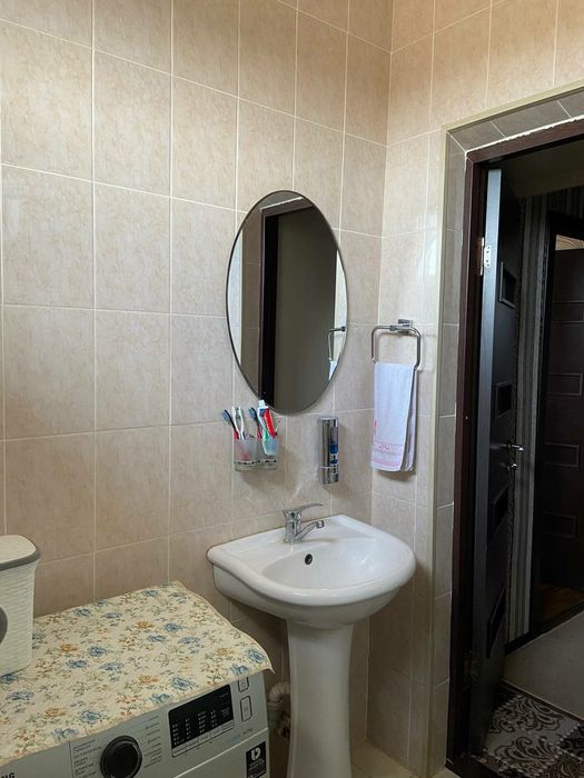 Продаётся 3× комнатная квартира с обстановкой, город Бухара