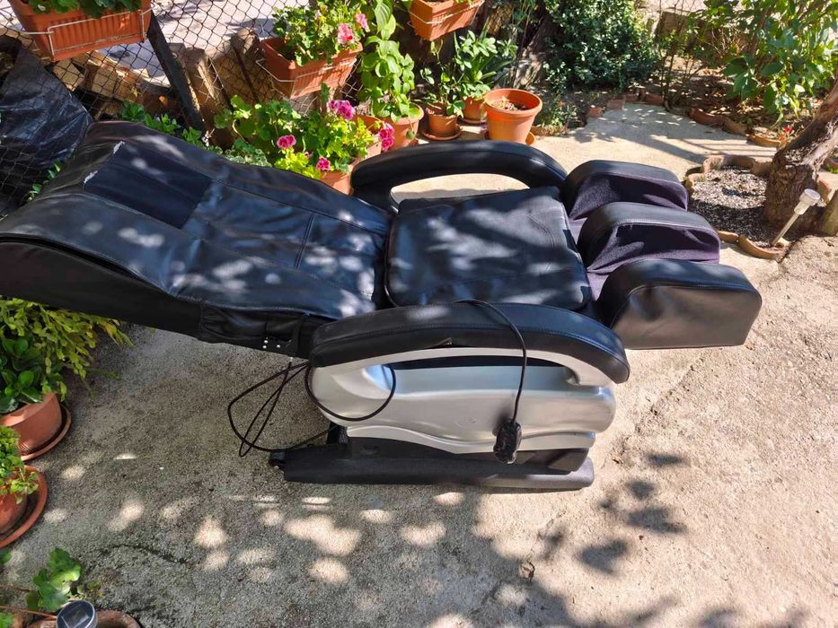 Продавам масажен стол