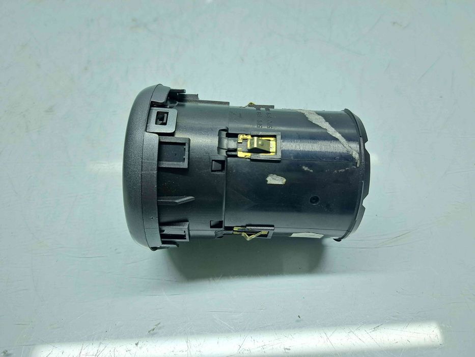 Grila aerisire stanga Seat Leon (1P1) FR [Fabr 2005-2011] 5P0819203A