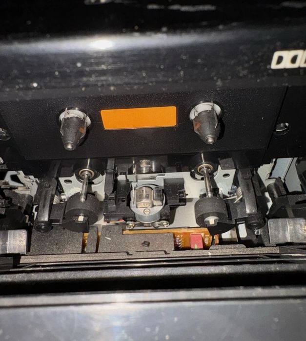 Продавам Двукасетен реверсен дек Denon DRW-850