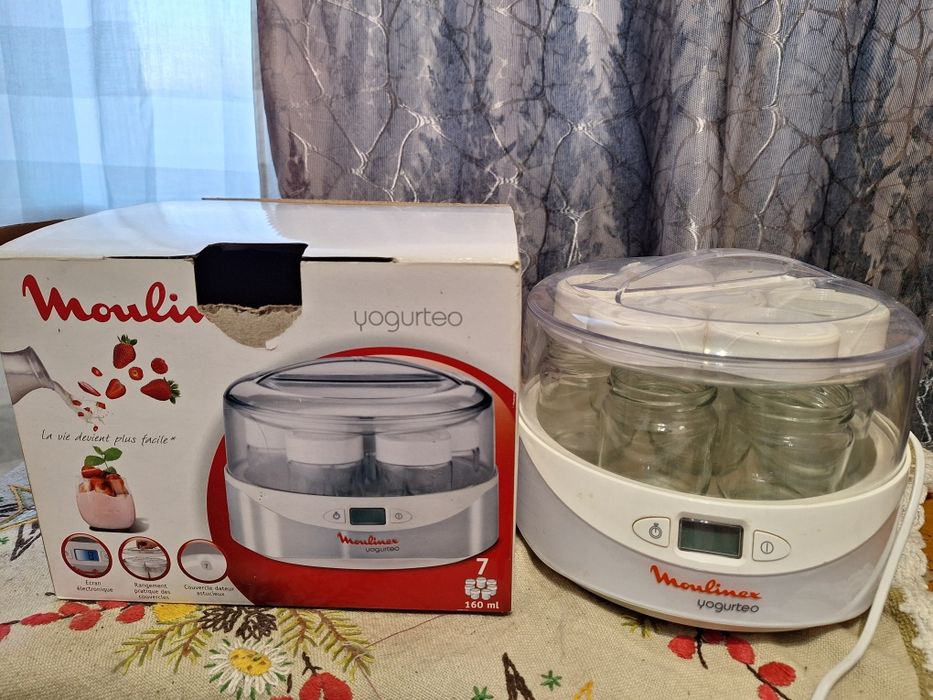 Продам йогуртницу