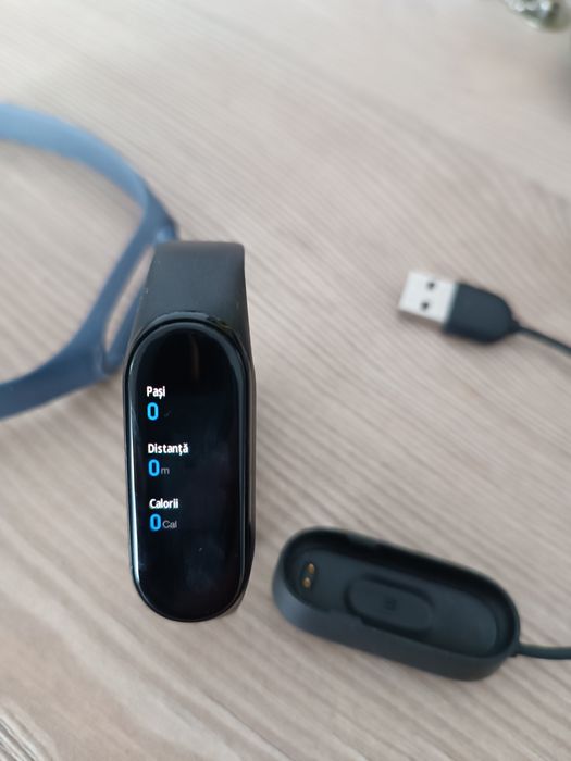 Bratara fitness Xiaomi Mi Band 4