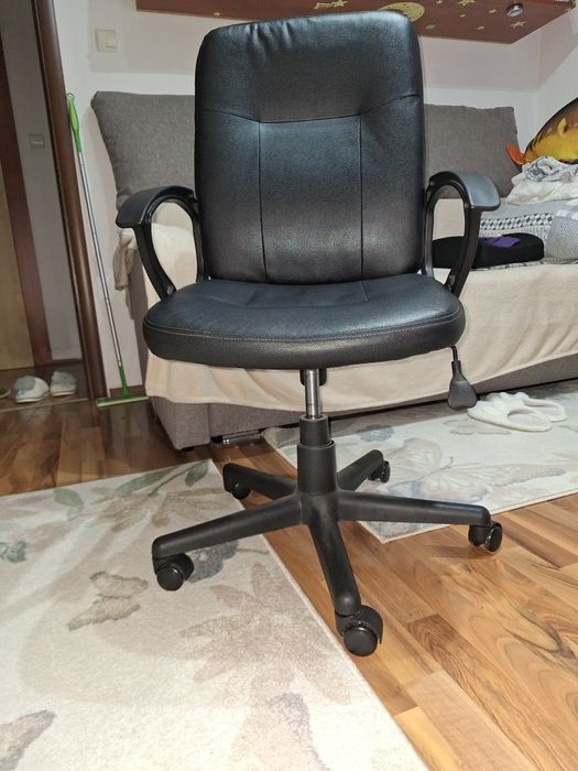 Vand fotoliu de birou