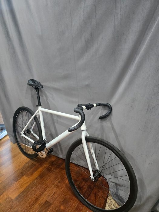 Fixed gear Modric