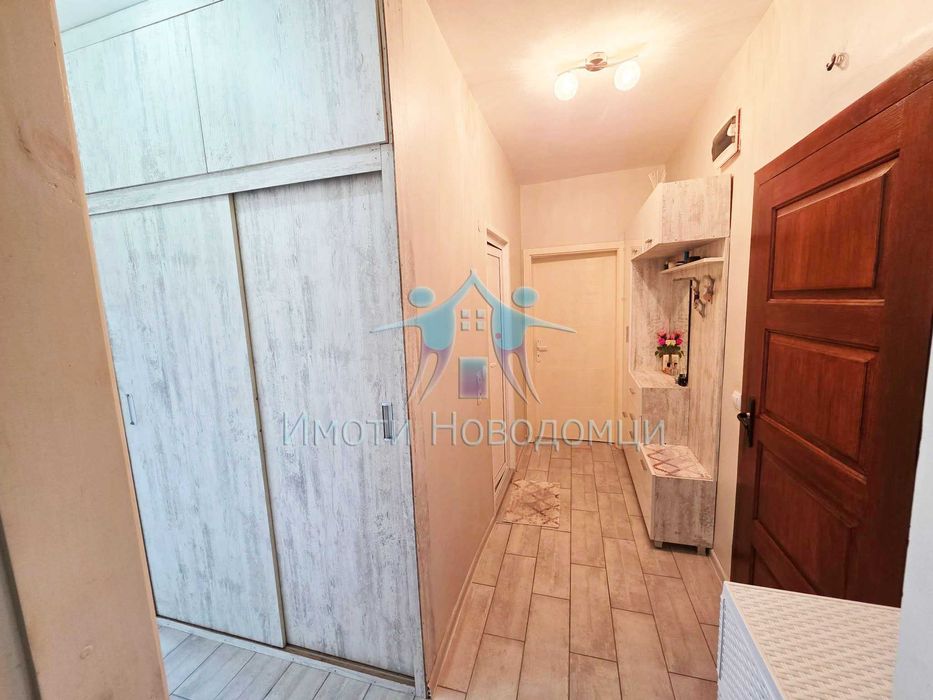 Продава се двустаен  апартамент в гр.Шумен, кв.Добруджански - снимка 8