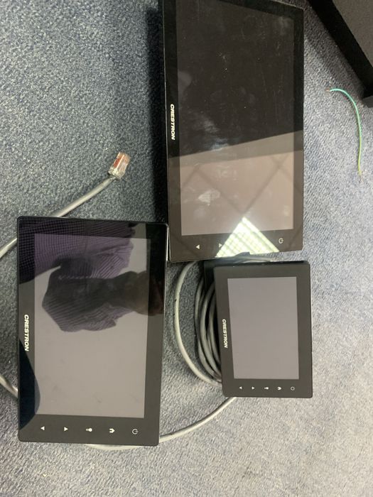 Crestron si policom tableta control