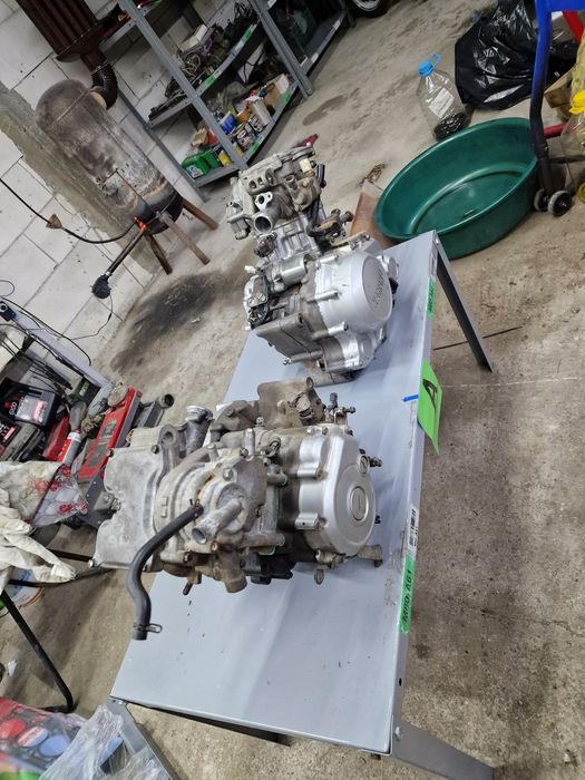 Vând motoare motor propulsor yamaha yzf r125 Branistea • OLX.ro