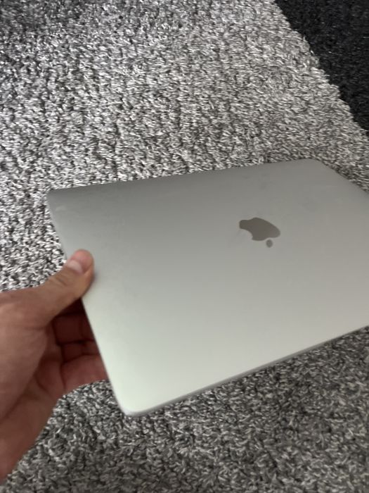 Macbook air 13  m1 2020 года