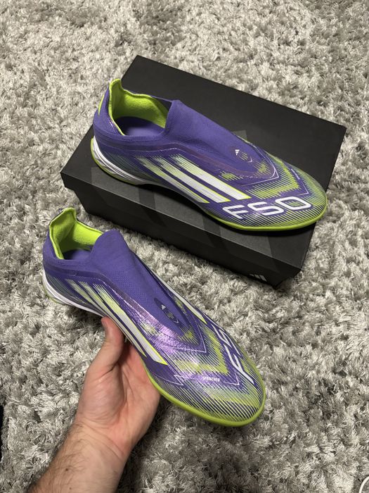 Adidas F50 pentru teren sintetic. Marimea 45