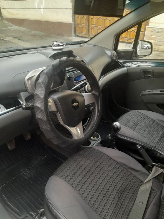 Spark sotiladi. Xolati alo.