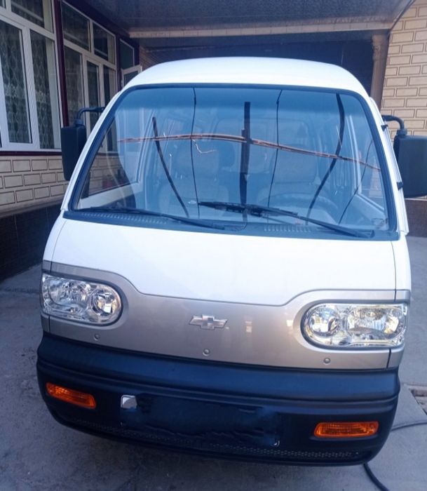 Оқ дамас сотилади