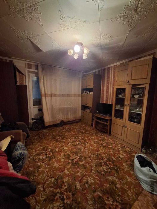 Продам 3х комн кв на 8мкр