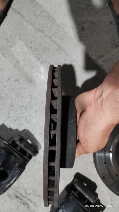 Suprt apoʻrniy disk