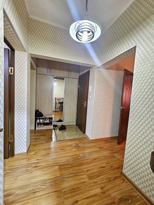 Метро Чиланзар Трёхкомнатная Ц квартал с мебелью