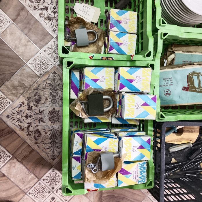 Замок, новый СССР.