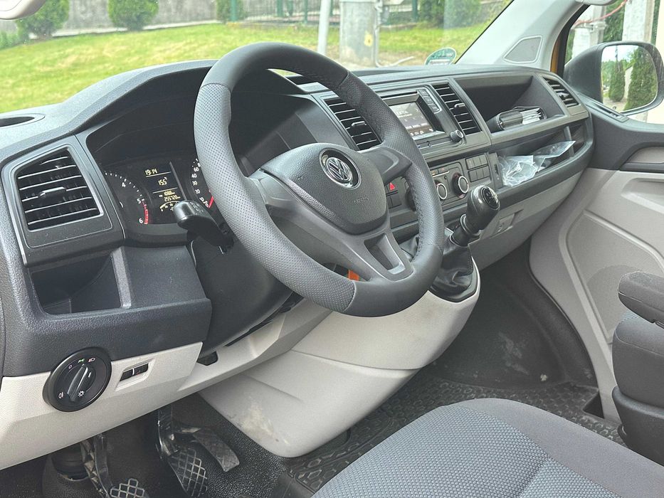 VW T6 - 8 locuri - 03/2019 - 2.0 diesel 150cp - Posibilitate RATE