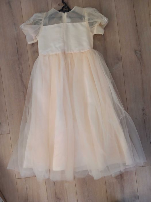 Нова детска дълга рокля размер 146-152