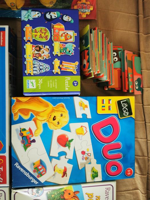 Lot jucării - seturi puzzle
