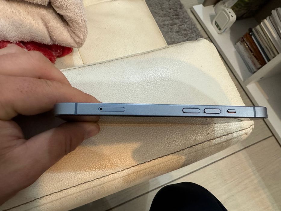 Vând Iphone 14 128 gb