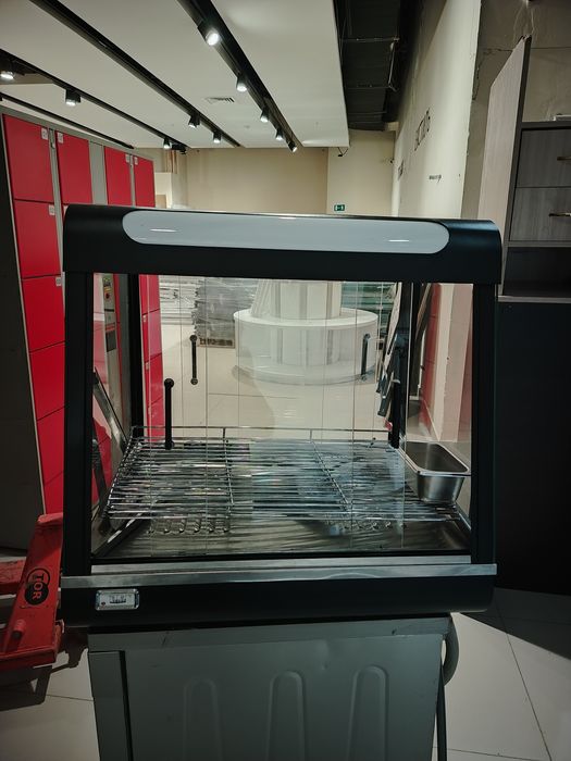 Витрина кондитерская