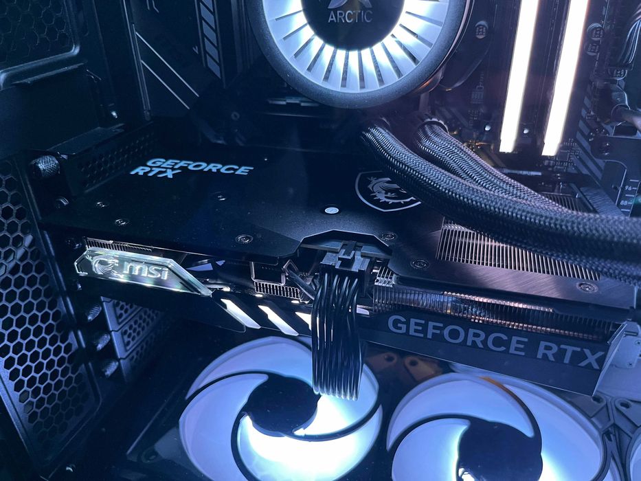 MSI Geforce RTX 4060 TI GAMING X - 8 GB