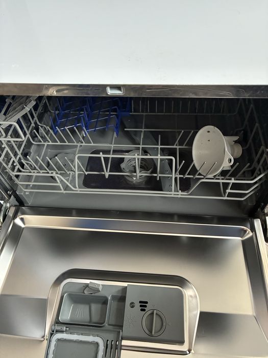 Candy Съдомиялна