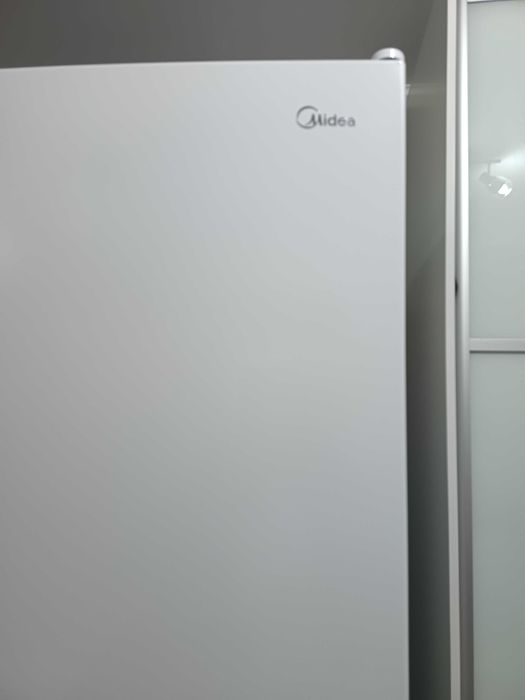 Холодильник Midea