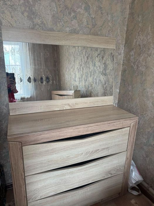 продам спальный гарнитур