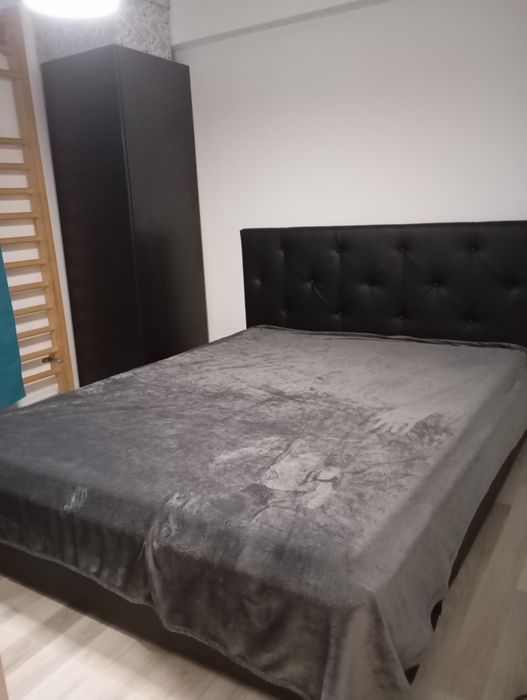 Apartament 3 camere/decomandat/ Bd. Alexandru Obregia/Piata sudului