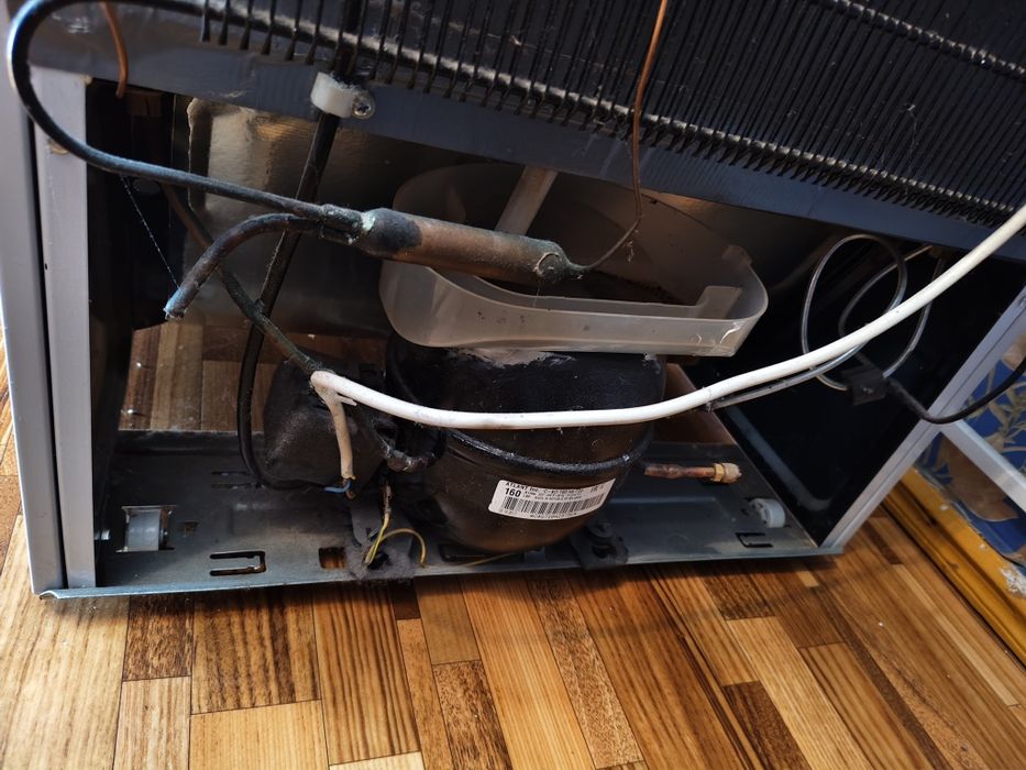 Продаю Холодильник