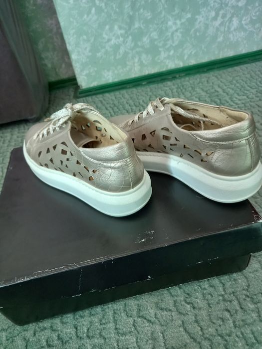 Дамски обувки 39номер.