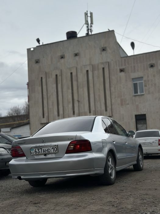 Митсубиси Галант 8