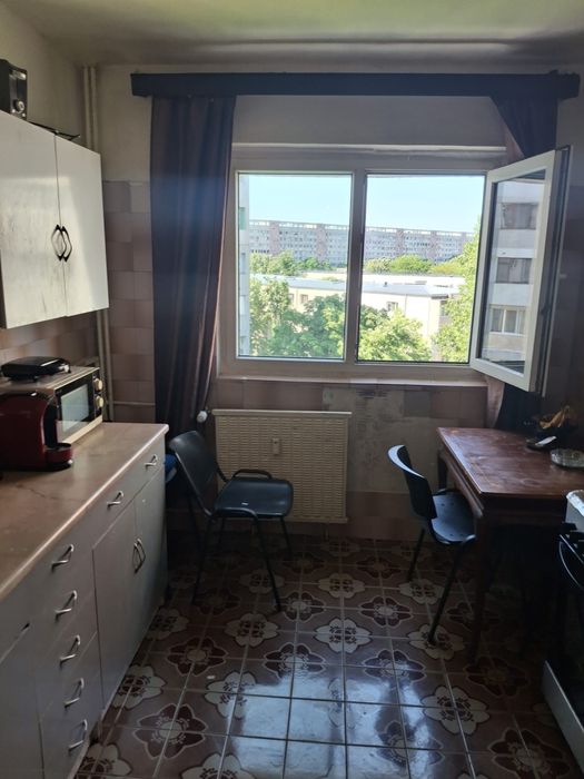 Apartament 2 camere semidecomandat Titan