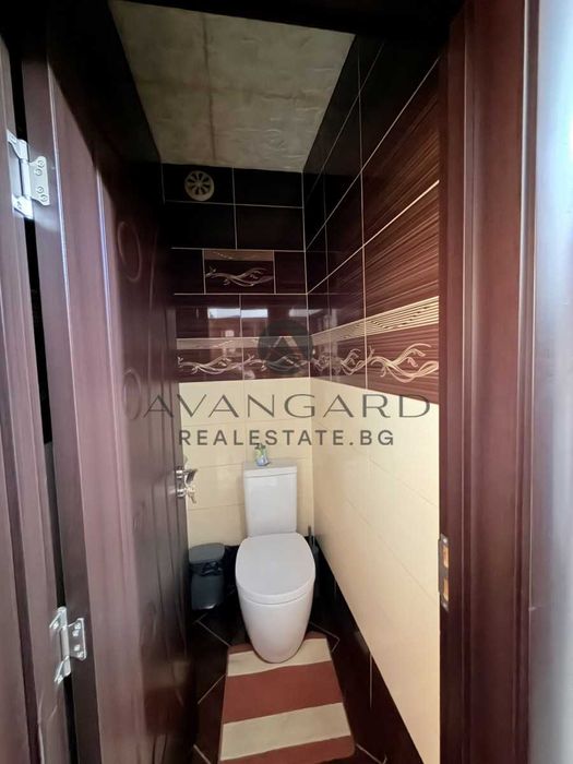 Продава се Тристаен апартамент в Пловдив, Изгрев - 95 кв.м за 1032 €/кв.м - Снимка #9