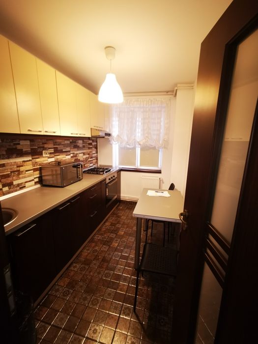 Apartament 2 camere | Metrou Constantin Brâncuși – 5 secunde | Centrală | 2 AC | Complet mobilat și utilat