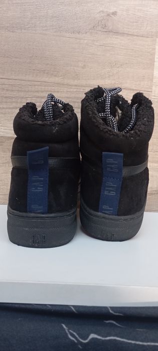 Зимни мъжки  обувки в перфектно състояние