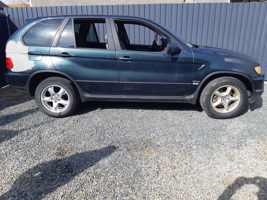Portiera bmw x5 e53 200lei buc dezmembrez bmw x5 e53
