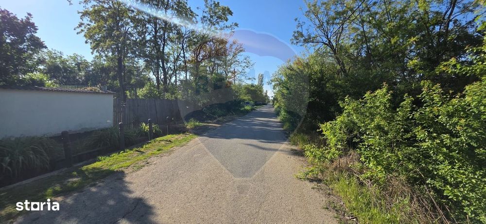 Teren de vanzare – 9458 mp – Bujoreanca Comuna Cornesti
