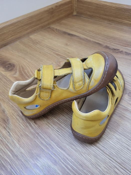 Детски сандали "босо краче" KOEL