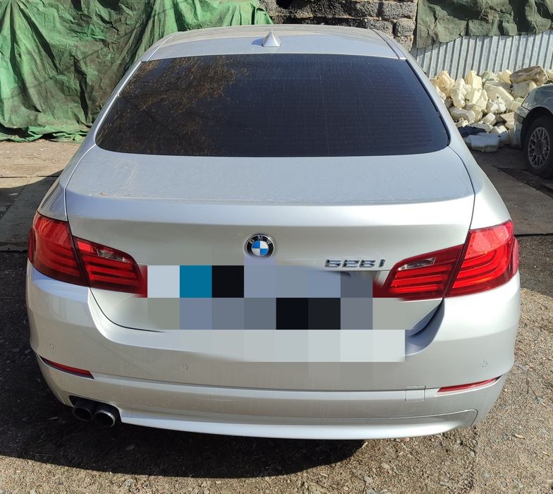 Продам BMW F10 528i