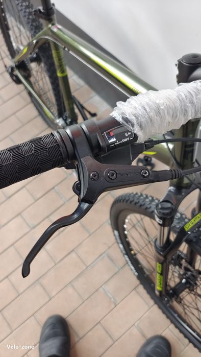 Американский МТБ Mongoose montana