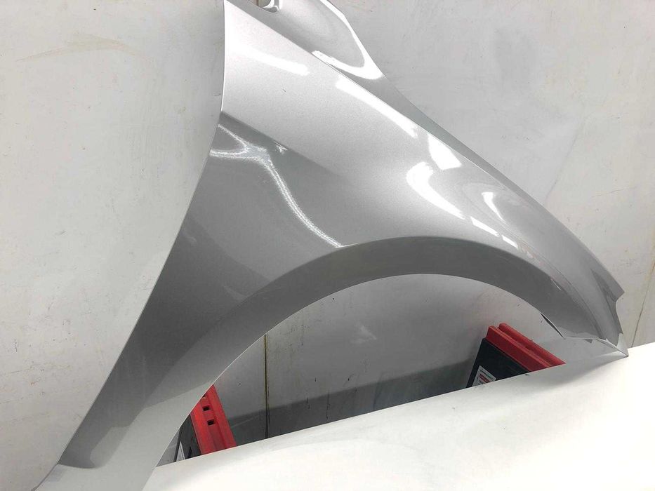 Aripa Fata Dreapta VW Golf 7 VII An 2013-2016 (LB7W (Gri Deschis))