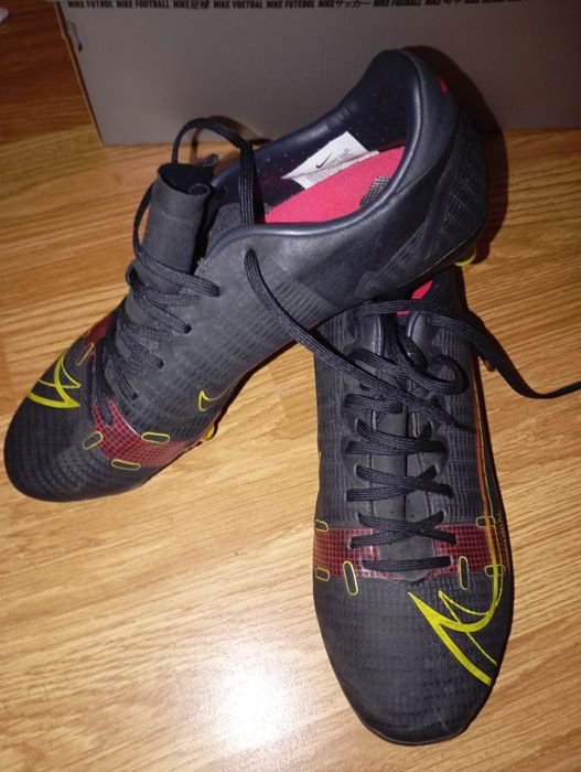 Бутонки Nike размер 40