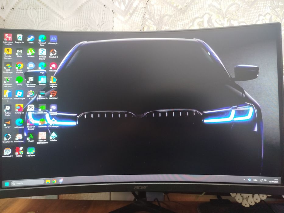 Vând calculator gaming + monitor ACER 144Hz 24 inch