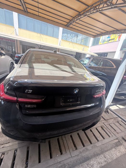 BMW i3 40L night sport 2024 yil