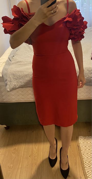 Rochita rosie, marimea 36
