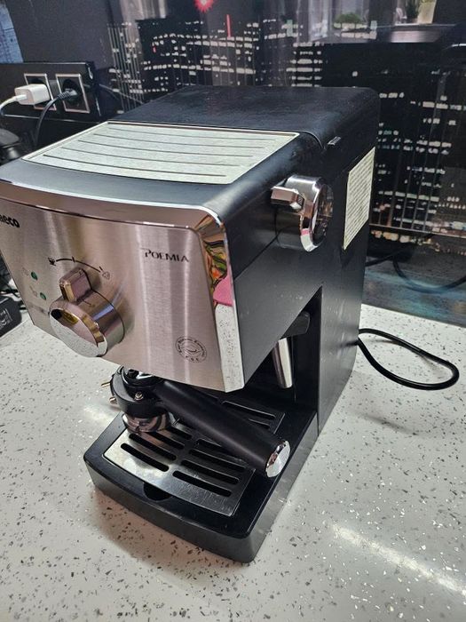 Кафемашина Saeco Poemia