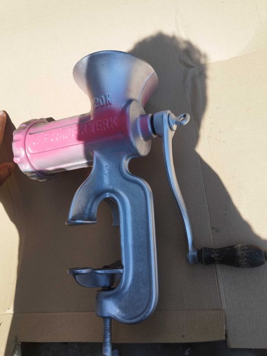 Mașină de tocat carne manuala Alexander