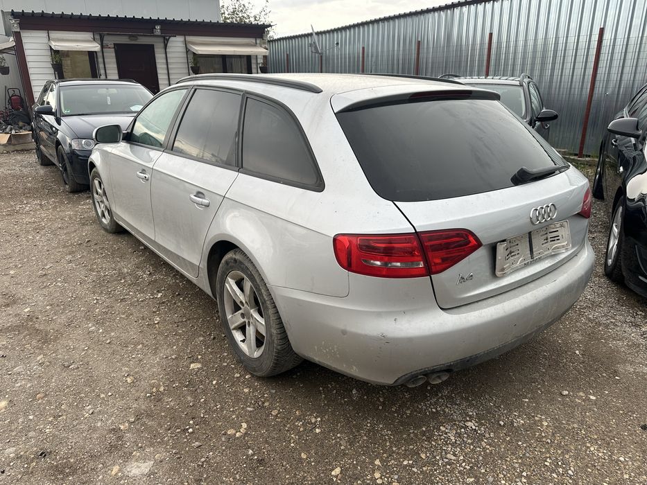 Ауди А4 B8 2.0tdi-143к - На Части!!!