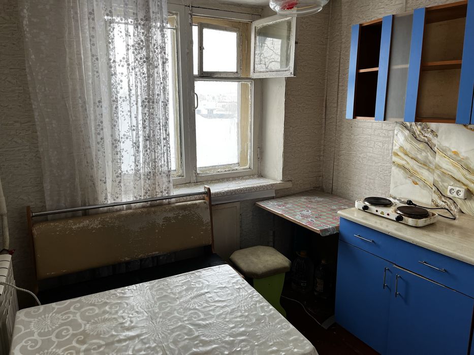 Сдам квартиру ауэззова 21 2 этаж